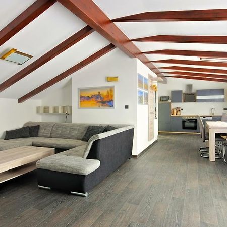 Ferienwohnung Lausitzer Seenland Tom Гросрешен Екстериор снимка